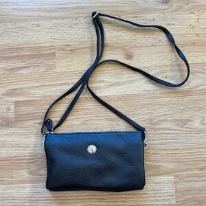 Stone Mountain Slim Crossbody ✨